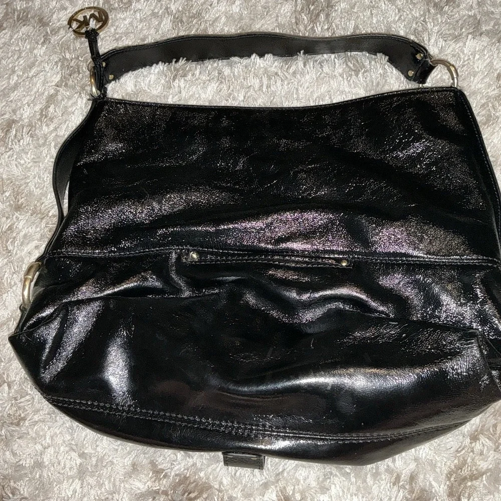 Michael Kors Black Patent Leather Austin Slouchy Bag‎